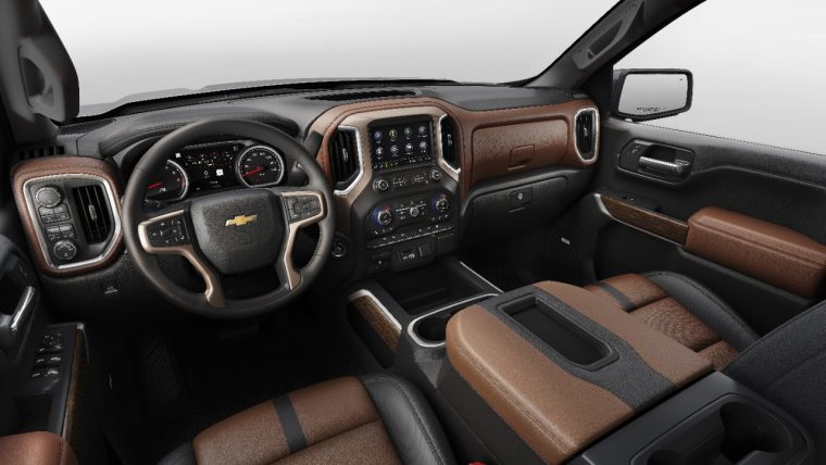 The all-new 2019 Silverado High Country interior features more passenger room, more storage space and more functionality — all the things that customers were clear they want. Every surface has been designed for function and ergonomics, from the rotary knob textures to the infotainment screen angle.