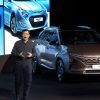 Hyundai NEXO fuel cell vehicle crossover new model release reveal CES Show 2018 (1)