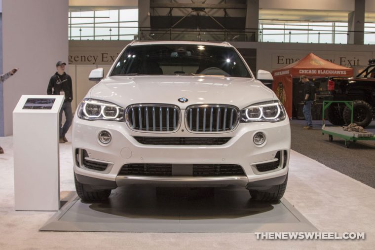 2018 BMW X5 40e iPerformance Chicago Auto Show CAS