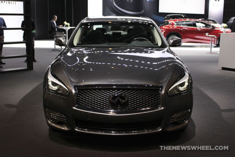 2018 INFINITI Q70L Chicago Auto Show CAS