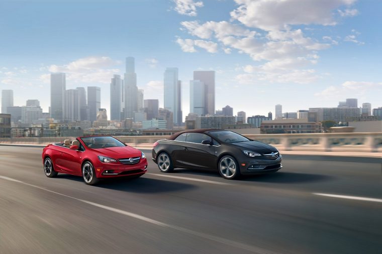 2019-Buick-Cascada-Sport-Touring-02