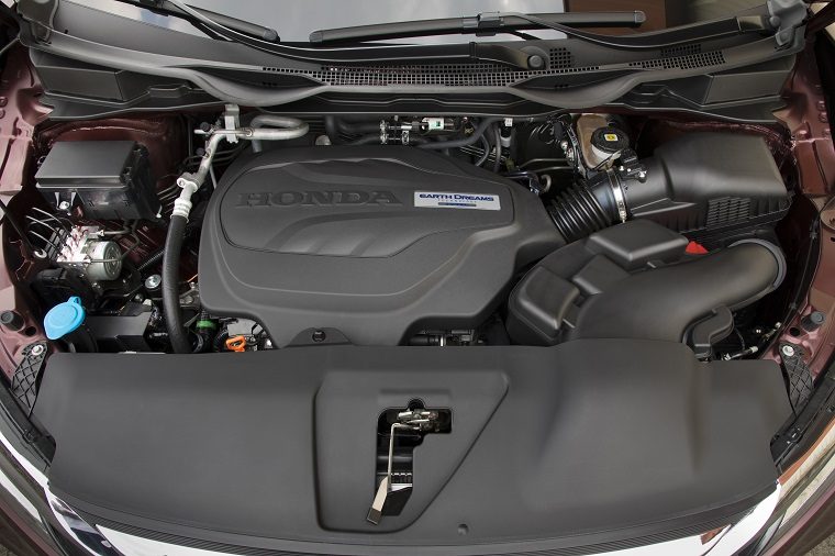 2019 Honda Odyssey engine bay