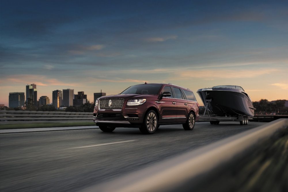 2018 Lincoln Navigator in Burgundy Velvet