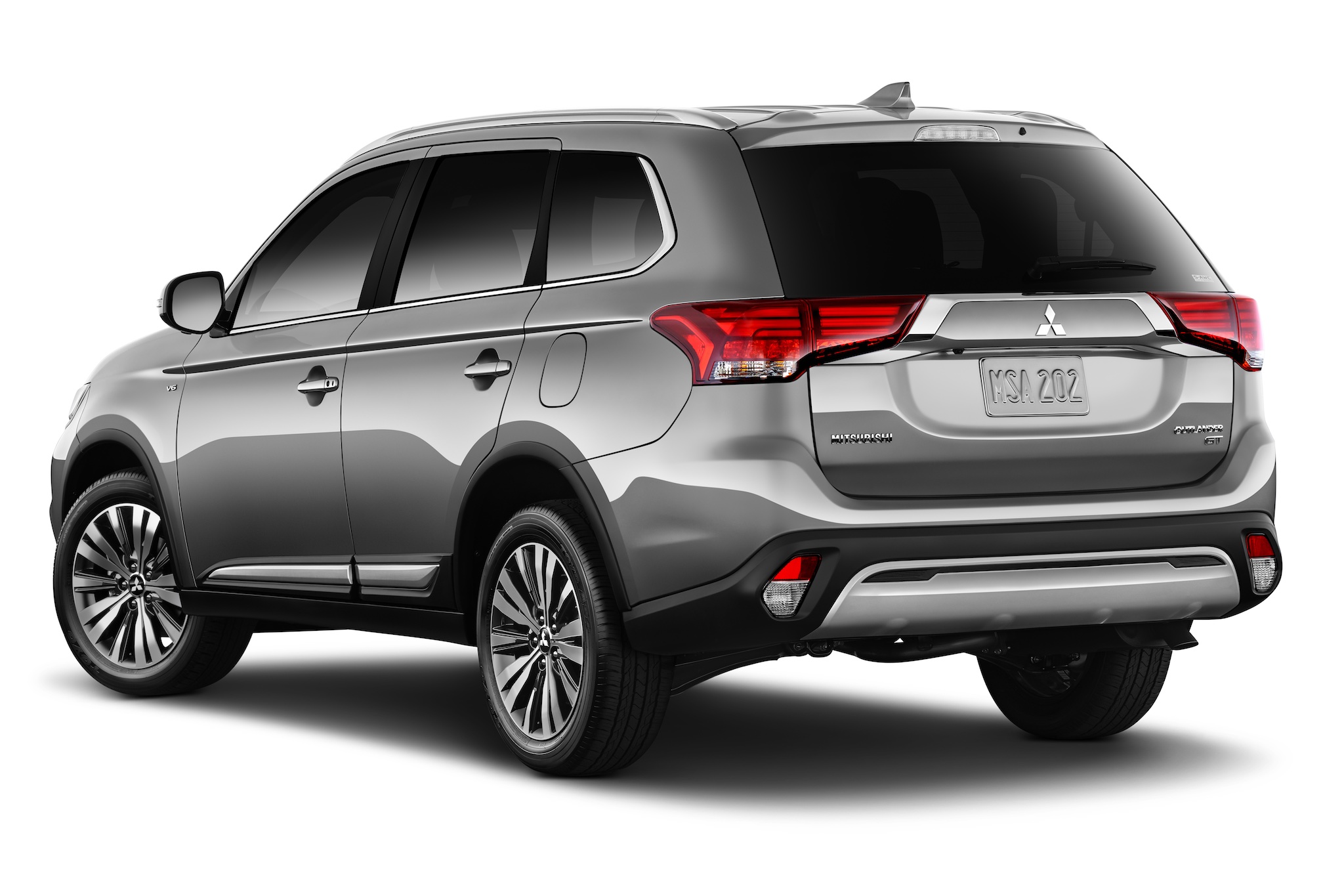 2019 Mitsubishi Outlander Overview - The News Wheel 