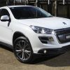 White Peugeot 4008