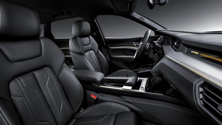 audi e-tron interior