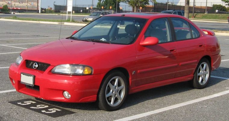 Nissan Sentra SE-R red