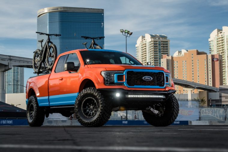 2018 SEMA 2018 F-150 XLT Sport 4x4 SuperCab by Full-Race Motorsports | Ford Picks Up Three Vehicle of the Year Awards at SEMA 2018