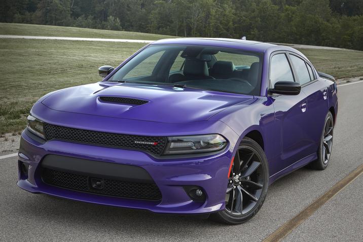 2019 Dodge Charger And 2019 Durango Easily Fit Three Car