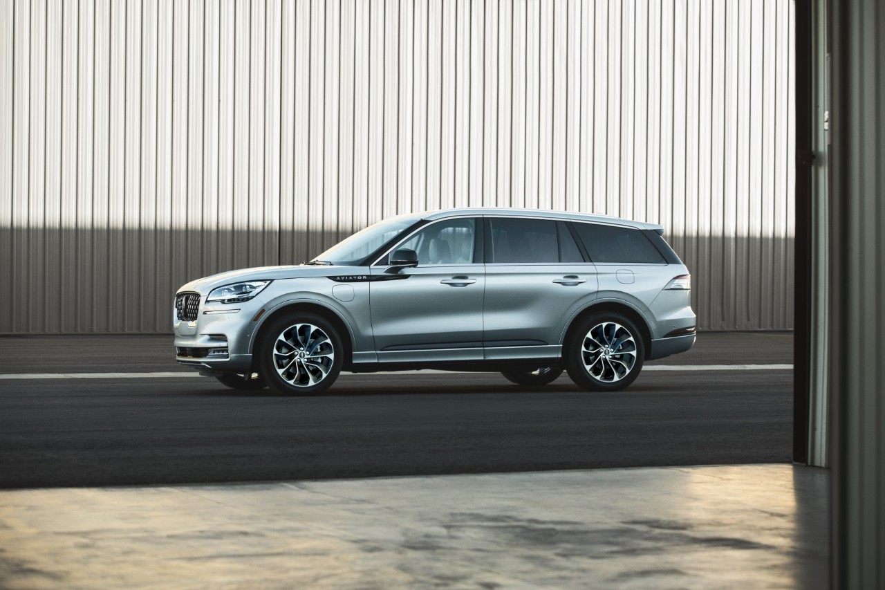 2020 Lincoln Aviator Signature