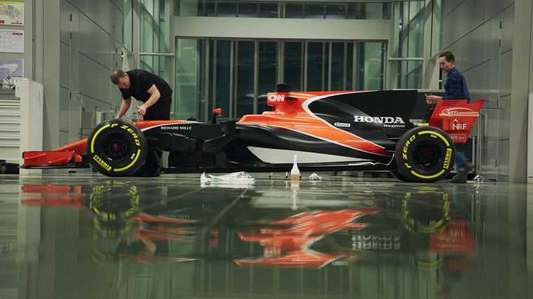 Grand Prix Driver - 2017 McLaren Car