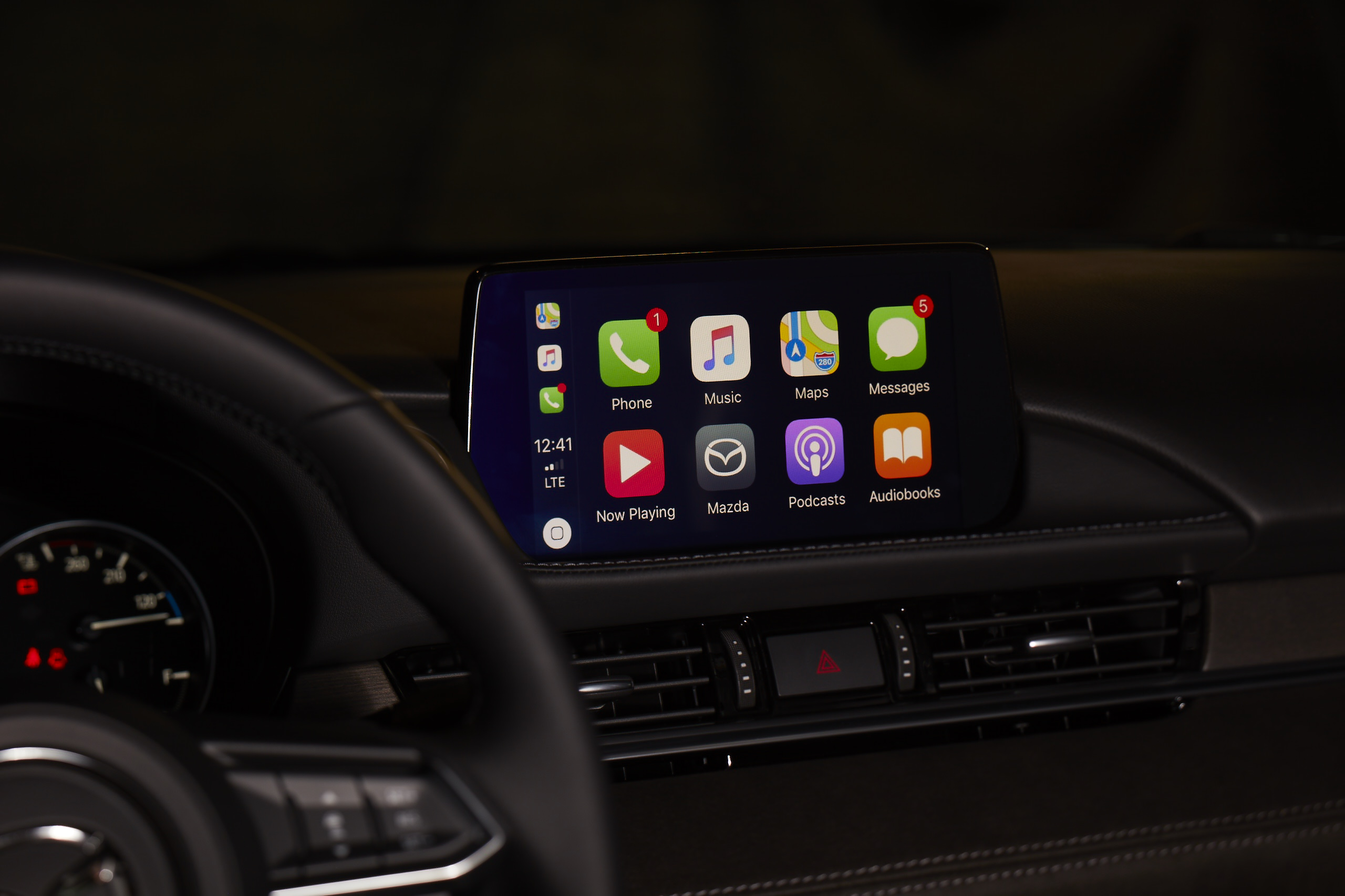 Mazda Offers Retrofits for Apple CarPlay, Android Auto ...