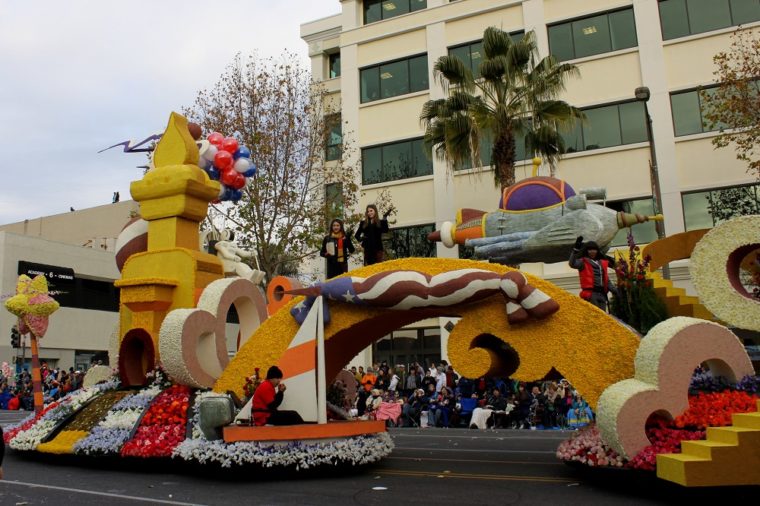 2013 Rose Parade Honda Follow Your Dreams McKayla Maroney Kyla Ross Carmelita Jeter