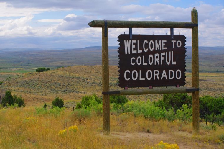 colorado welcome sign