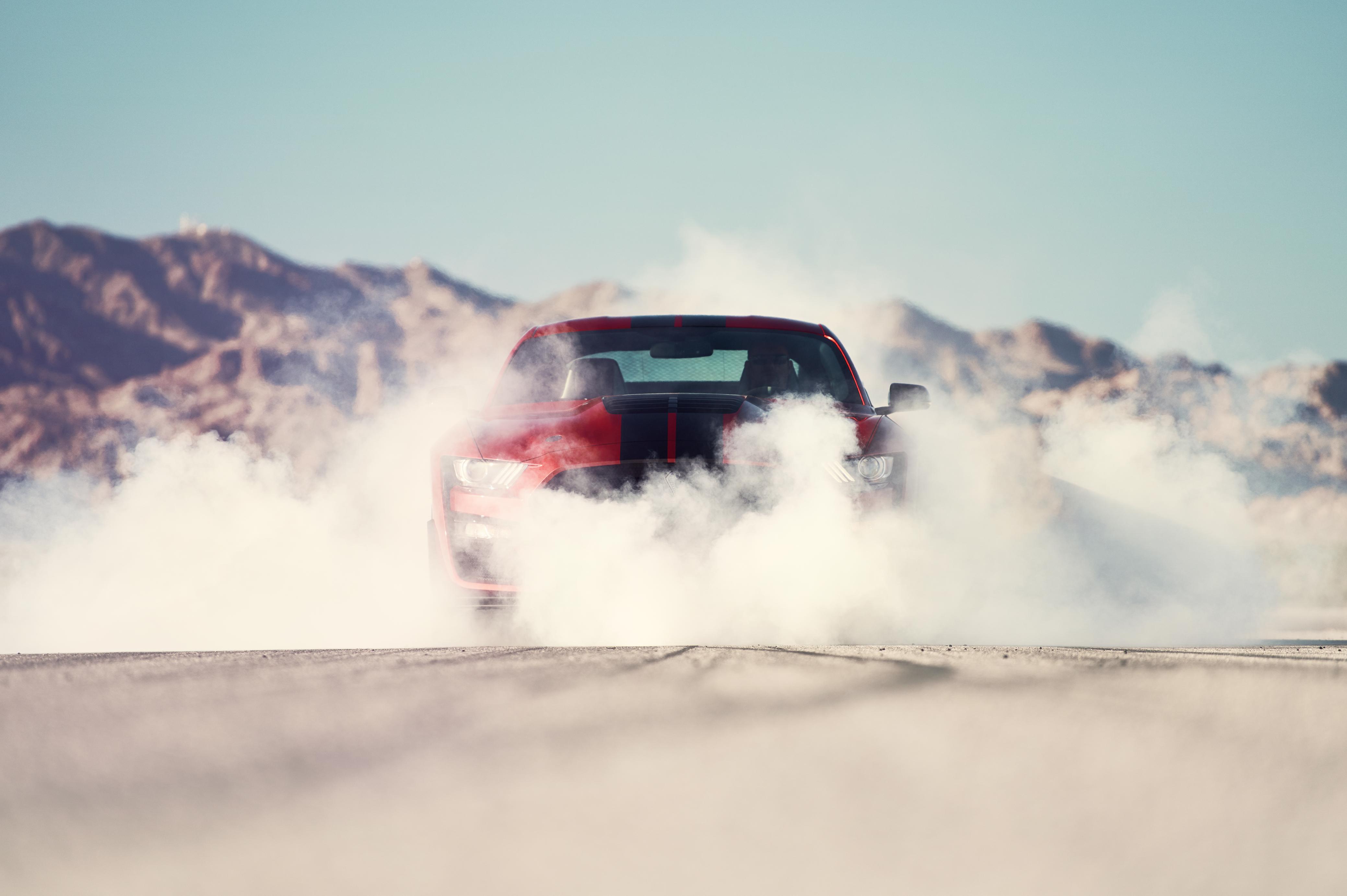 2020 Mustang Shelby GT500 Carbon Fiber Track Package