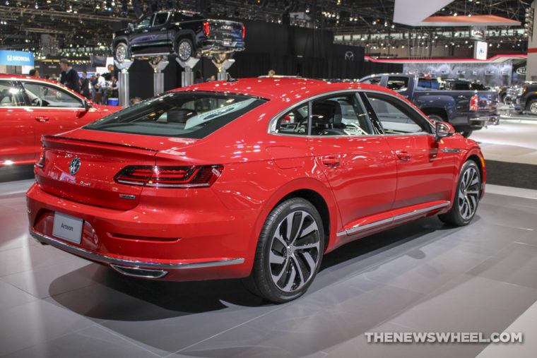 the latest Volkswagen models at Chicago Auto Show