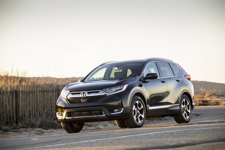 19 Honda Accord Cr V And Odyssey Named Best Family Cars Of 19 The News Wheel