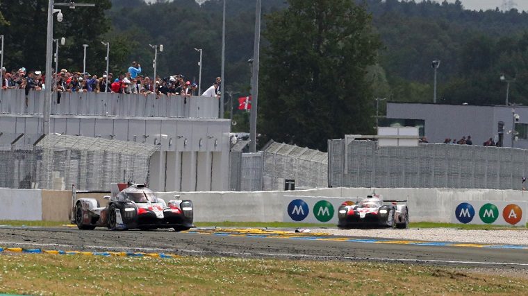 #8 and #7 Toyota at 2019 Le Mans