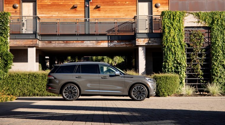 2020 Lincoln Aviator