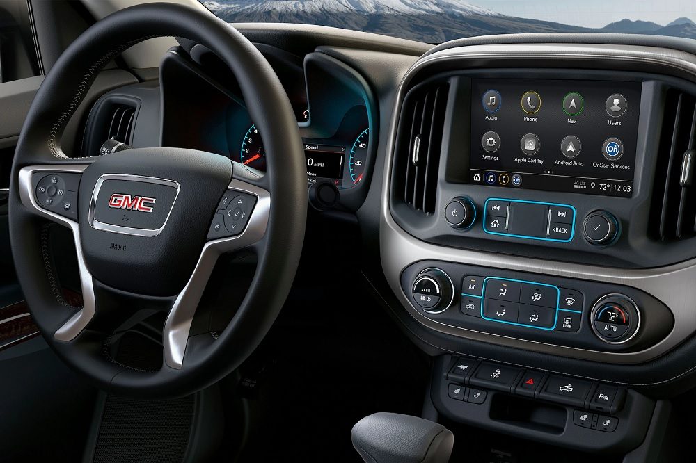 2020 GMC Canyon interior