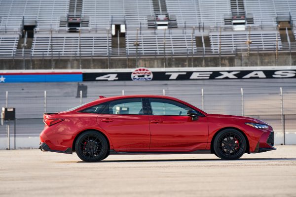 2020 Toyota Avalon TRD