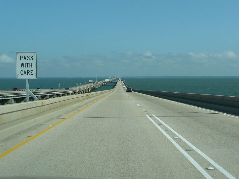 Lake Pontchartrain Causeway longest bridges