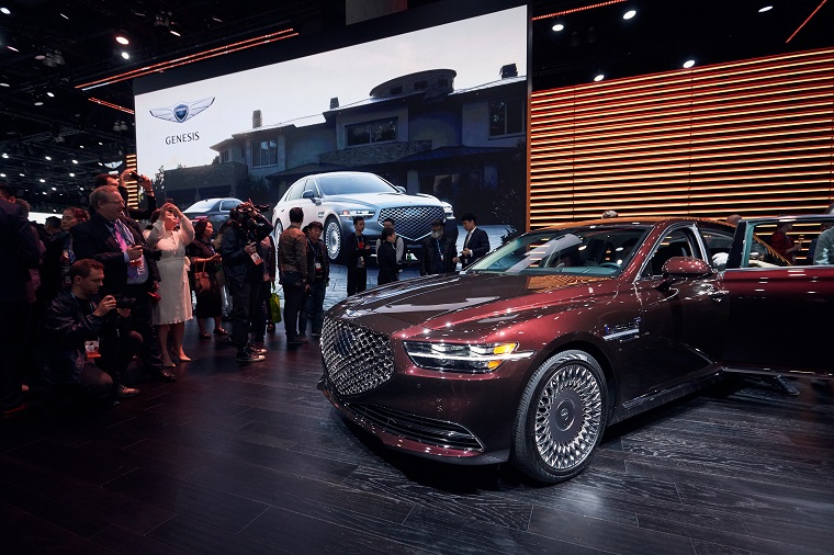 2020 Genesis G90