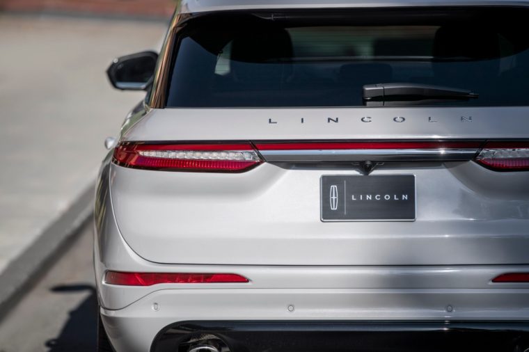 Lincoln Corsair Grand Touring in Ceramic Pearl