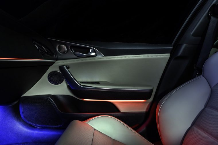 2020 Kia Stinger interior