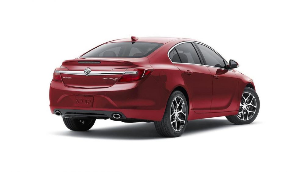 2016 Buick Regal Sport Touring Rear