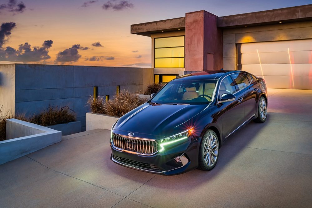 2020 Kia Cadenza exterior