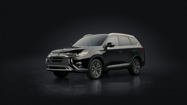 2020 Mitsubishi Outlander compared to 2022 Outlander