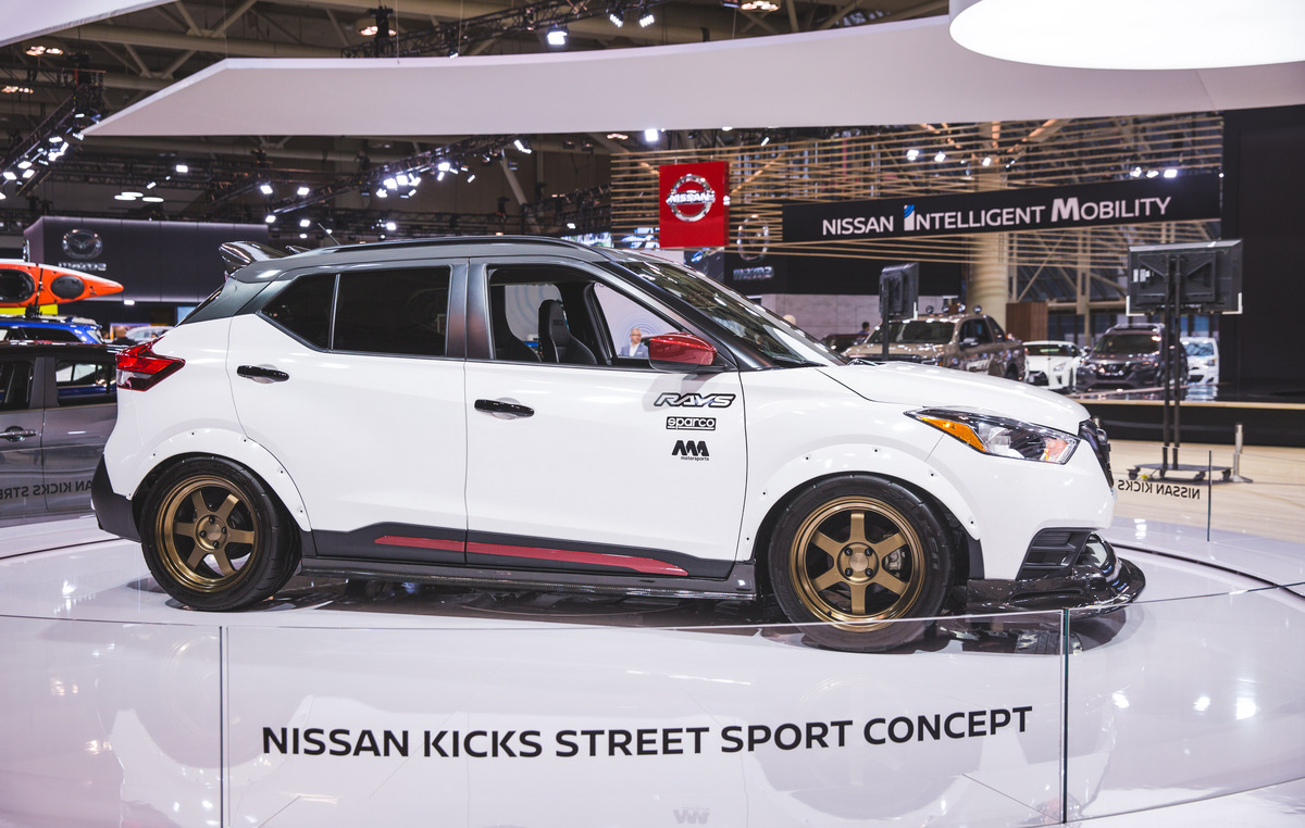 custom nissan kicks