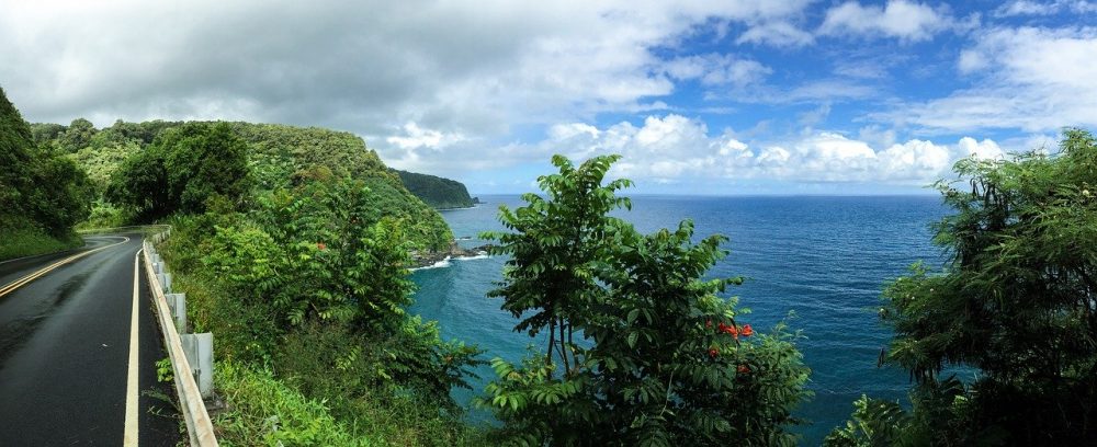 Road to Hana. Romantic road trips