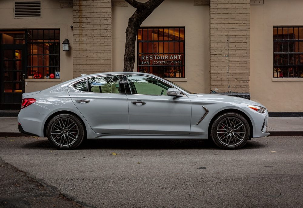 Genesis G70