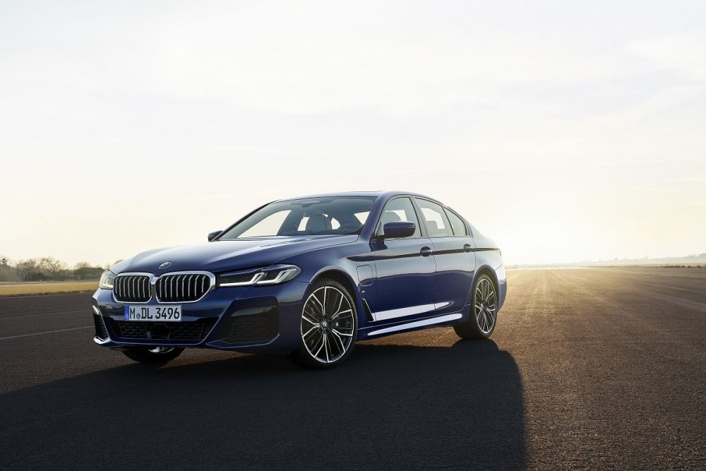 2021 BMW 5 Series sedan