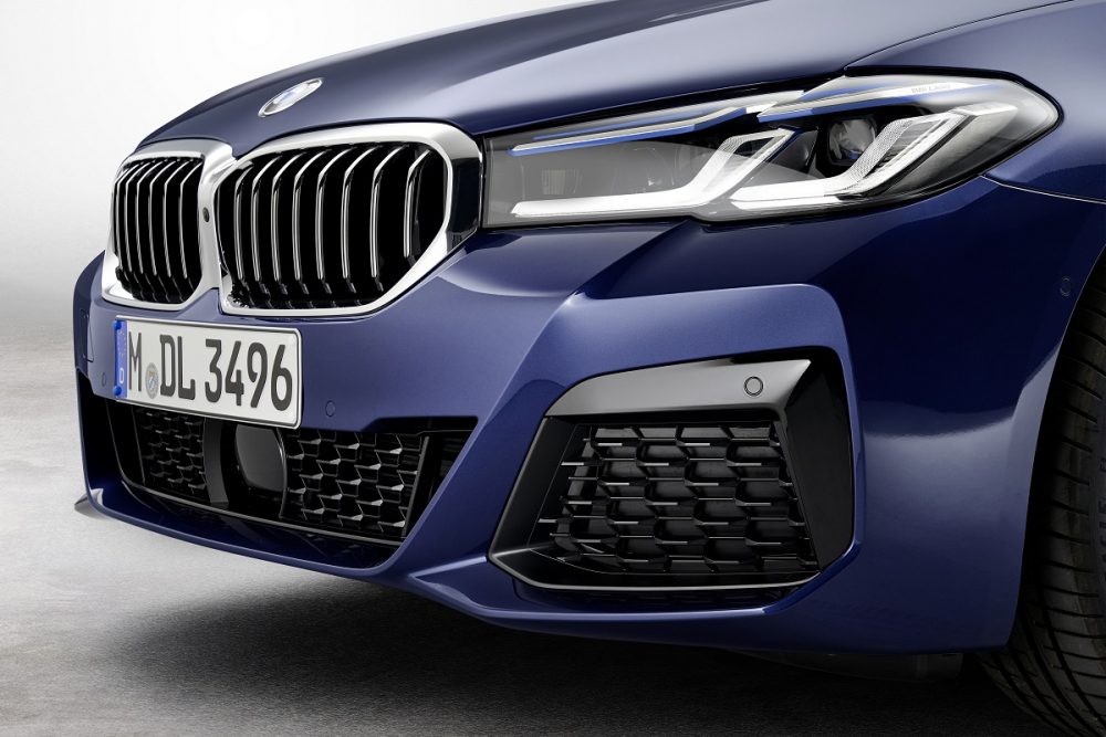 2021 BMW 5 Series sedan