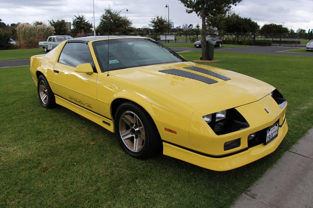 A Camaro, much like the getaway vehicle in Hell or High Water