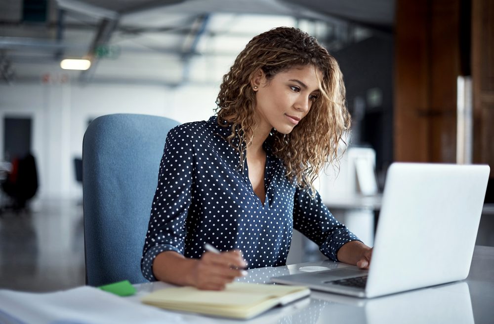 computer laptop office woman(1)