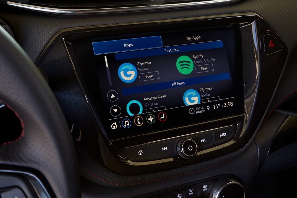 2021 Chevrolet Trailblazer RS touch screen with apps