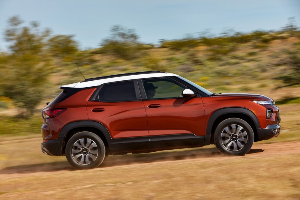 The 2021 Chevrolet Trailblazer ACTIV driving up a dirt path