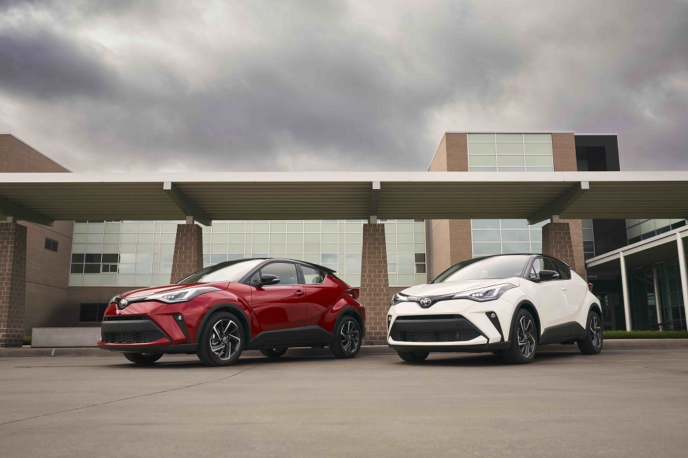 2021 Toyota C-HR family 06