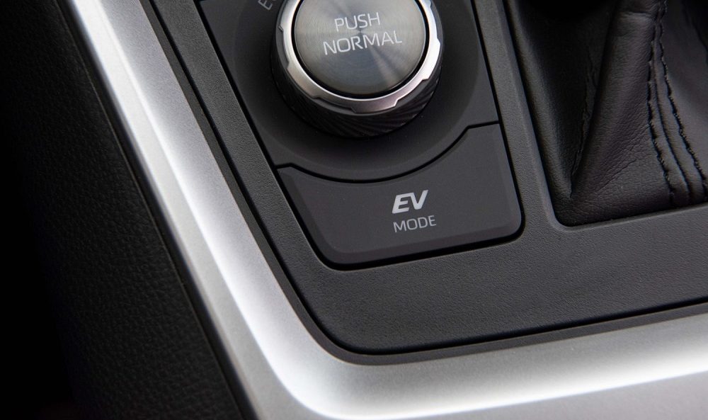 2021 Toyota RAV4 Limited Hybrid control knob