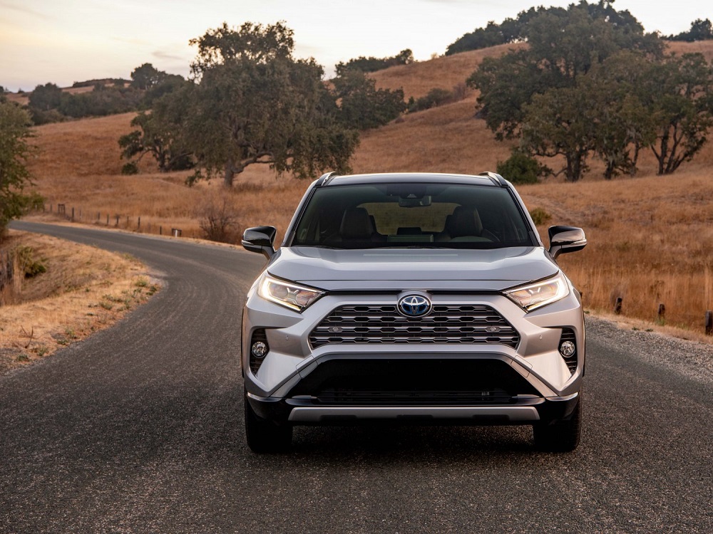 2021 Toyota RAV4 XSE Silver Sky Metallic front end