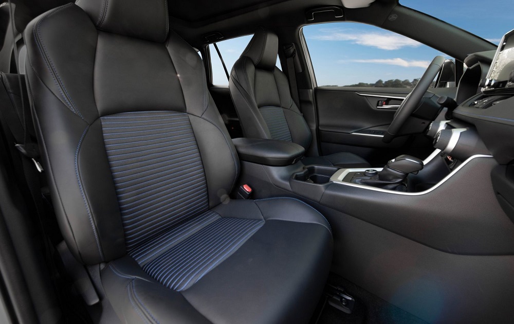 2021 Toyota RAV4 XSE front seats