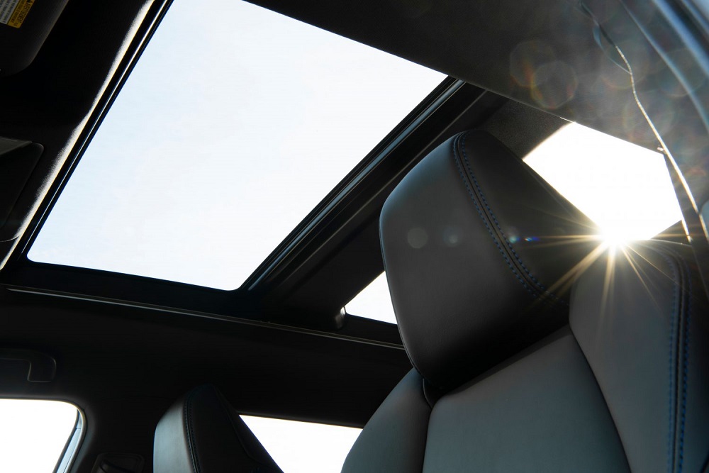 2021 Toyota RAV4 XSE sunroof