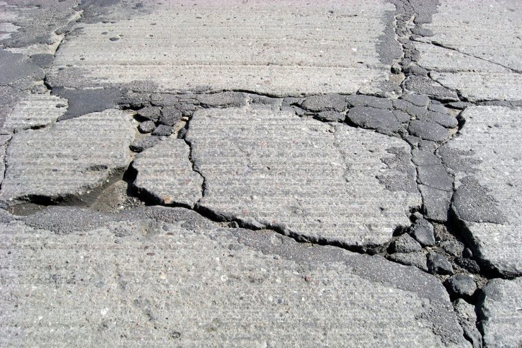 Cracks in Driveway Crack Concrete