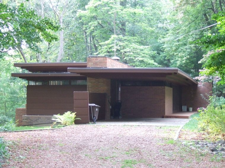 usonian house frank lloyd wright Goetsch_Winckler_House,_2009