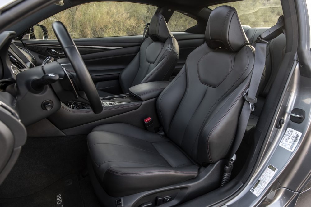 2021 Infiniti Q60 interior front seats