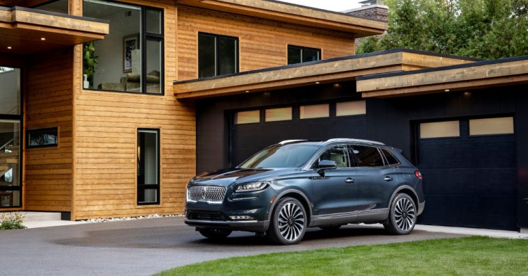 2021 Lincoln Nautilus in Flight Blue